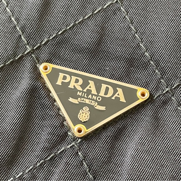 Prada quilted nylon triangle logo lambskin leather bifold wallet - Picture 3 of 11